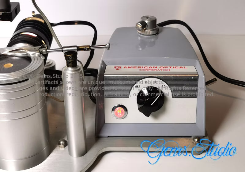 GIA GEM Instruments Table-top Spectroscope System (c.1975)